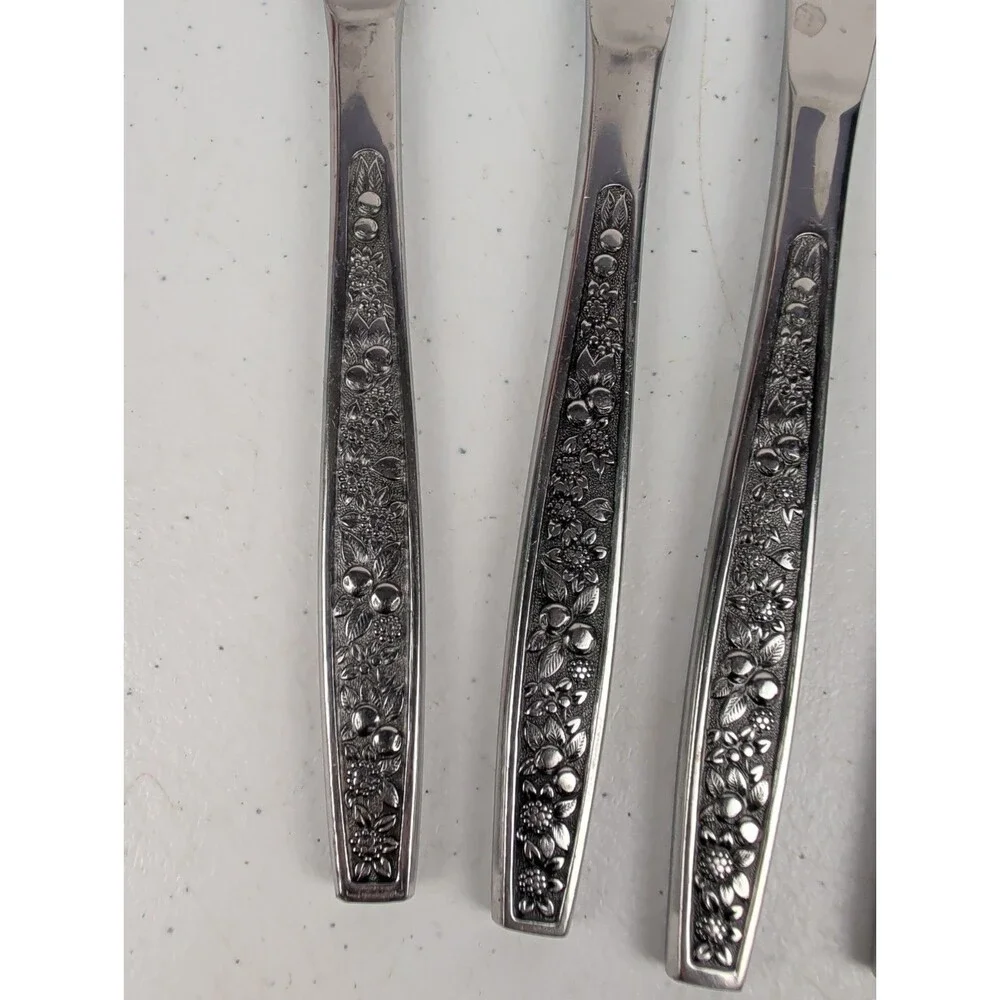 Pageant Harvest Stainless Steel Japan 8 5/8 inch Set of 6 Dinner Knives VTG